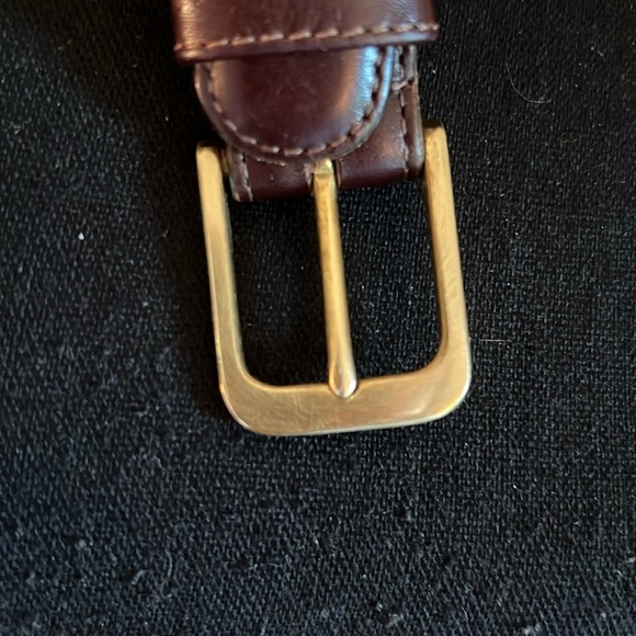 COACH Women’s Leather Burgundy Belt with Brushed Solid Brass Buckle Size 32 - Picture 6 of 15